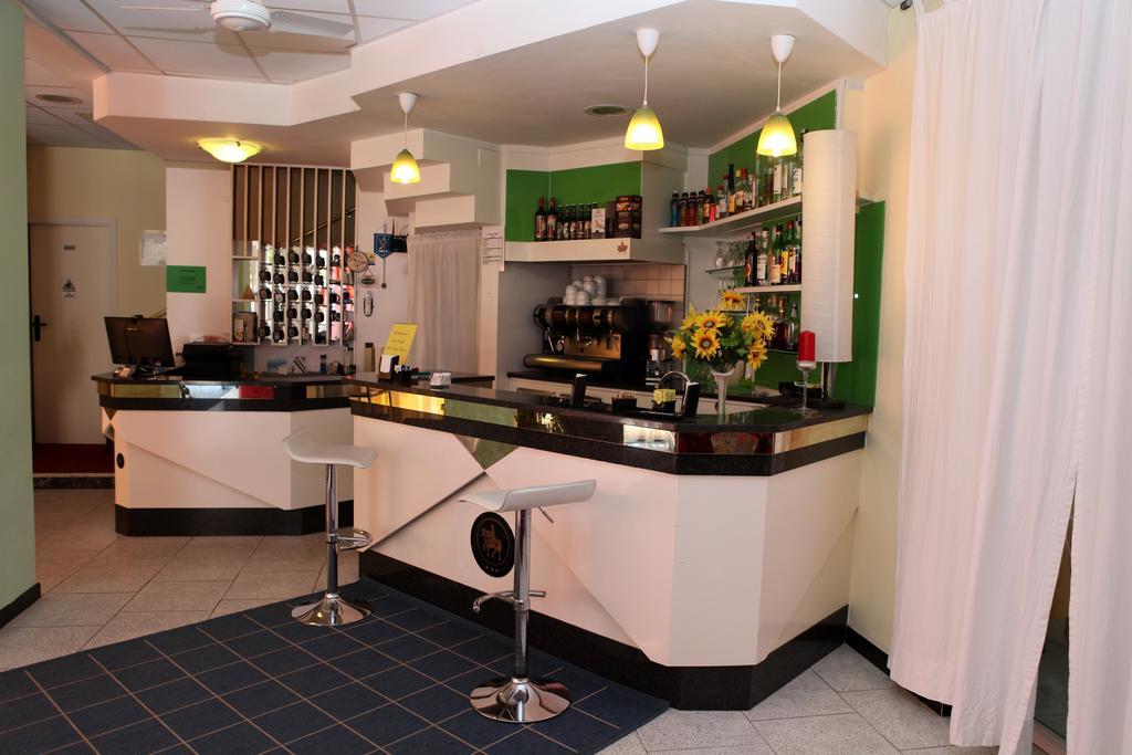 Hotel Saxon Rimini Eksteriør bilde